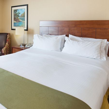 Holiday Inn Express Hotel & Suites Portland-Northwest Downtown By Ihg Exterior photo