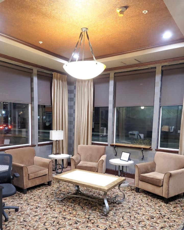 Holiday Inn Express Hotel & Suites Portland-Northwest Downtown By Ihg Exterior photo