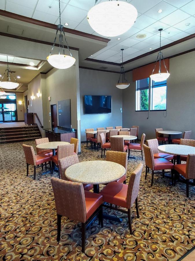 Holiday Inn Express Hotel & Suites Portland-Northwest Downtown By Ihg Exterior photo