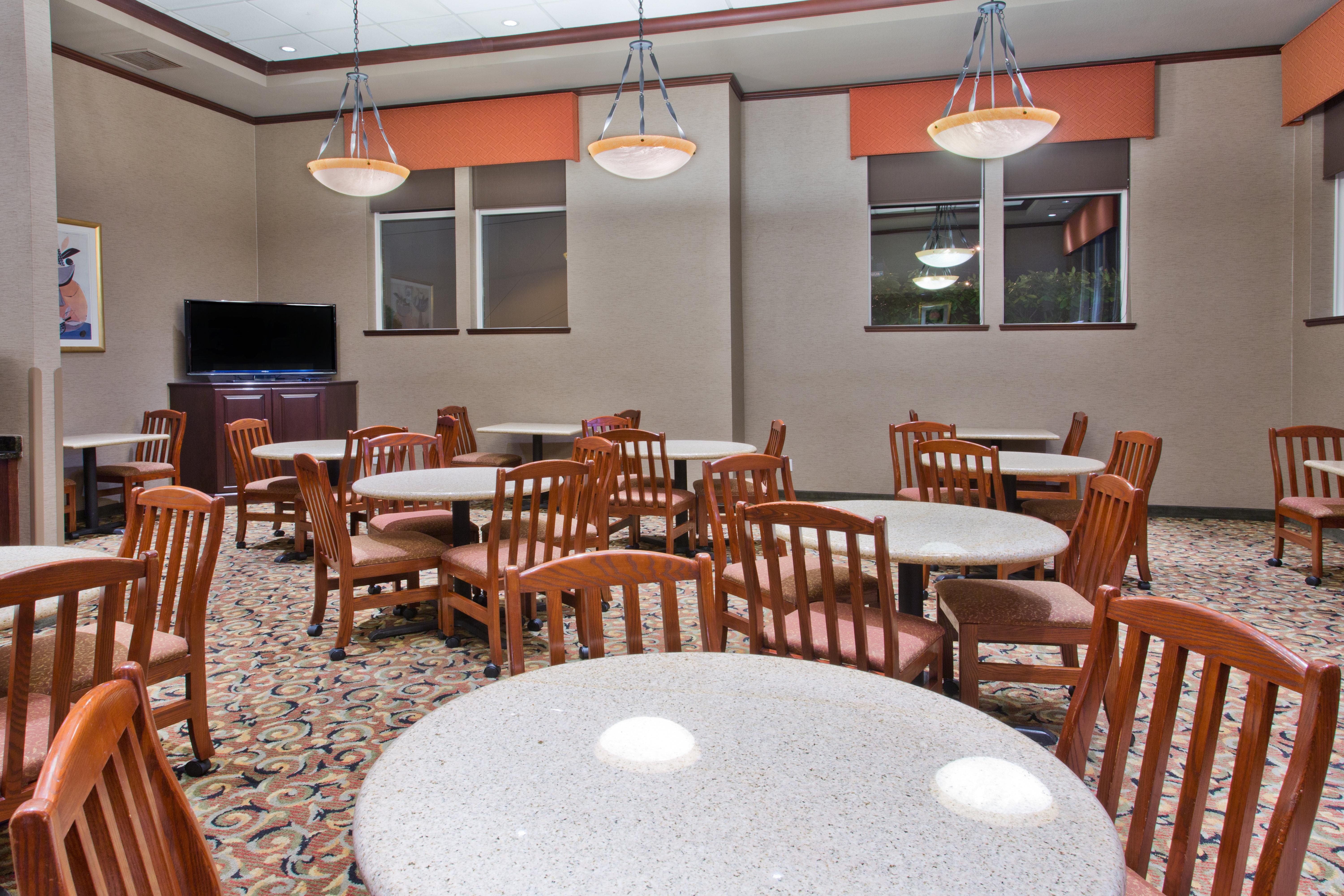 Holiday Inn Express Hotel & Suites Portland-Northwest Downtown By Ihg Exterior photo