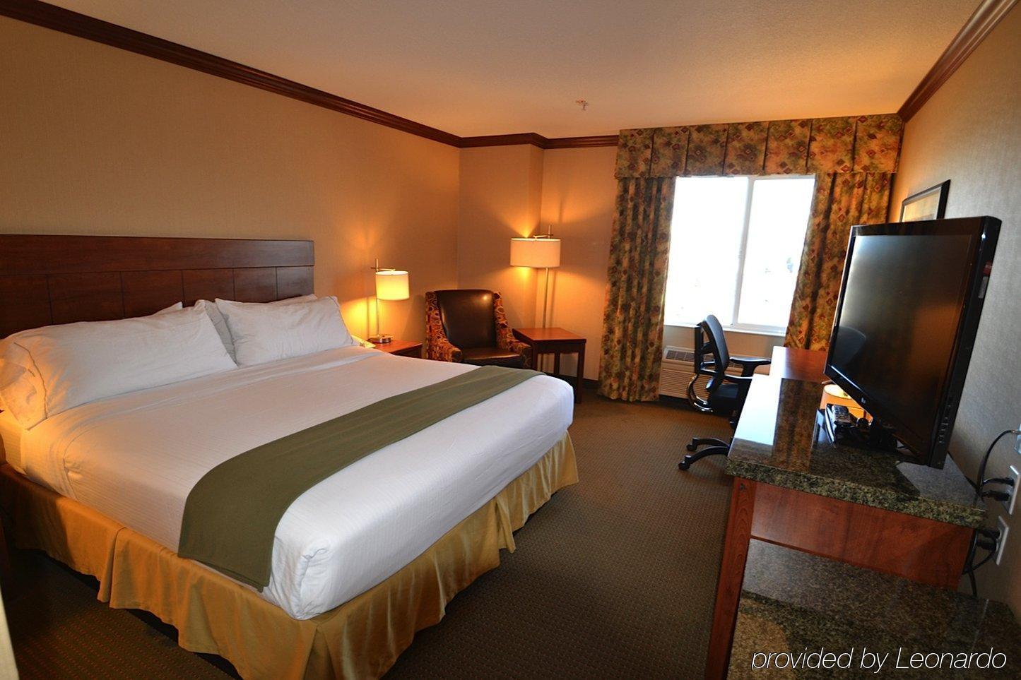 Holiday Inn Express Hotel & Suites Portland-Northwest Downtown By Ihg Exterior photo